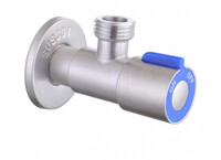 FS(002) 10 Угловой вентиль 1/2"/1/2" холодная SAVOL