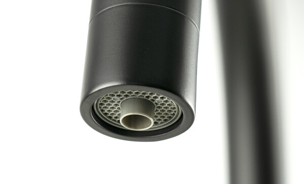 LM7261BL Ursus Смеситель для кухни, с подключением к фильтру питьевой воды, черный LEMARK