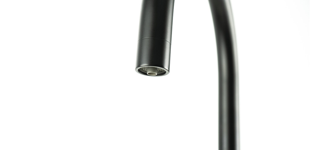 LM7261BLR Ursus Смеситель для кухни, с подключением к фильтру питьевой воды, черный/розовое золото LEMARK