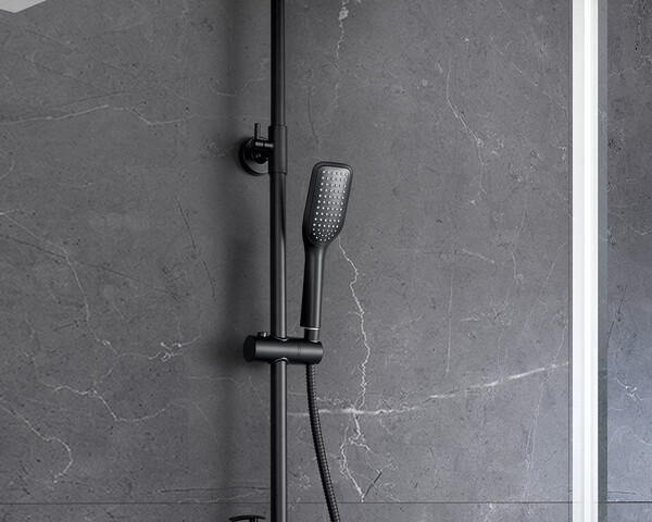 LM7002BL Tropic Смеситель для ванны с верхней душевой лейкой Троп. дождь, поворот. излив, черный LEMARK