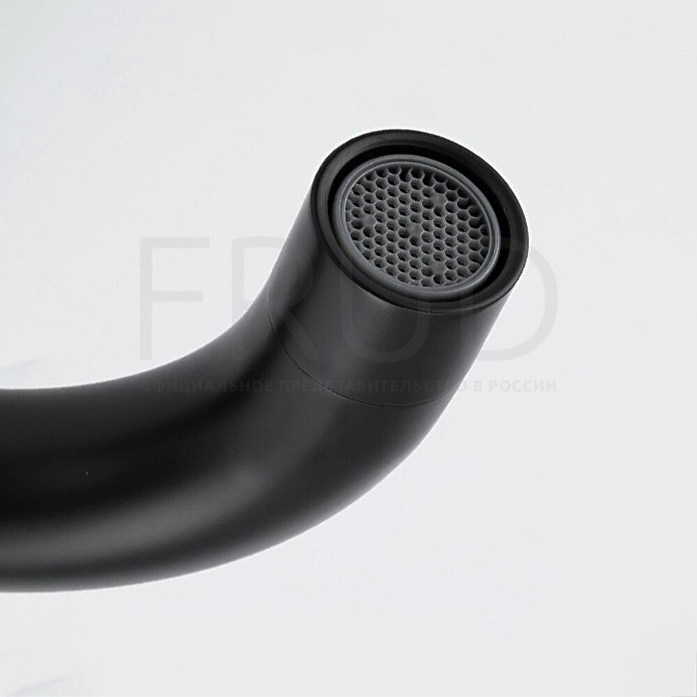 43052-22 Смеситель Кухня FRUD шар d-35 (черный) на гайке Нерж