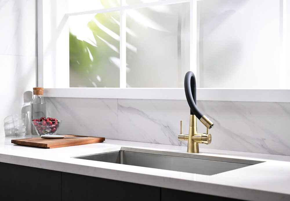 LM3075B Comfort Смеситель для кухни, с гибким изливом, с подключением к фильтру питьевой воды, бронза LEMARK