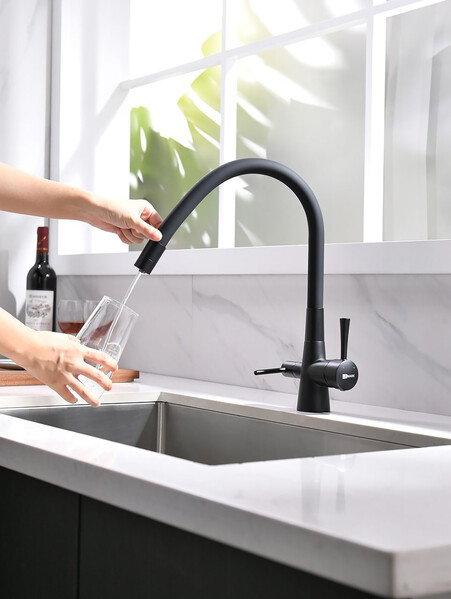 LM3075BL Comfort Смеситель для кухни, с гибким изливом, с подключением к фильтру питьевой воды, черный LEMARK