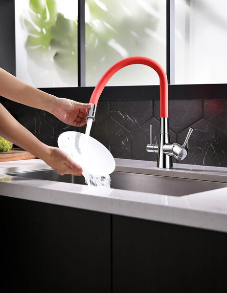 LM3075C-Red Comfort Смеситель для кухни, с гибким изливом, с подключением к фильтру питьевой воды, хром/красный LEMARK
