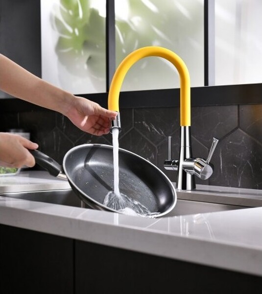 LM3075C-Yellow Comfort Смеситель для кухни, с гибким изливом, с подключением к фильтру питьевой воды, хром/желтый LEMARK