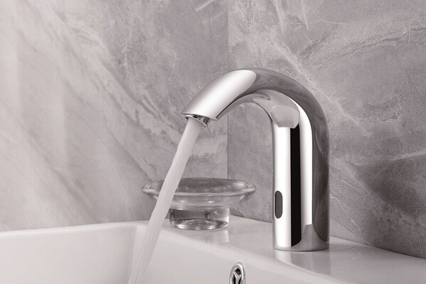 LM4652CE Project Смеситель для умывальника сенсорный, хром LEMARK