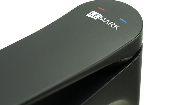 LM3737BL Bronx Смеситель для умывальника средний, монолитный, черный LEMARK