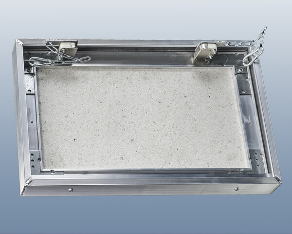 Люк металл под плитку съёмный с цепочкой ЛКЦ (200x400)