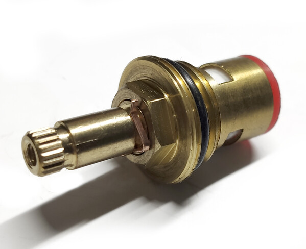 Кран-букса 1/2 " 8*20 м/к /под крест/ (3022/3024)