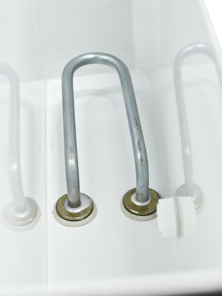 Умывальник "Весна" с ЭВН (мойка Нержавейка 40*50, бак 17л) 1,25кВт белый