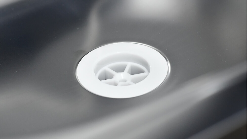 Умывальник "Весна" с ЭВН (мойка Нержавейка 40*50, бак 17л) 1,25кВт белый