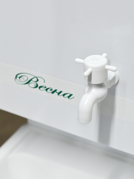 Умывальник "Весна" с ЭВН (тумба ЛДСП Дуб Сонома светлый, мойка Нержавейка 40*50, бак 17л) 1,25кВт