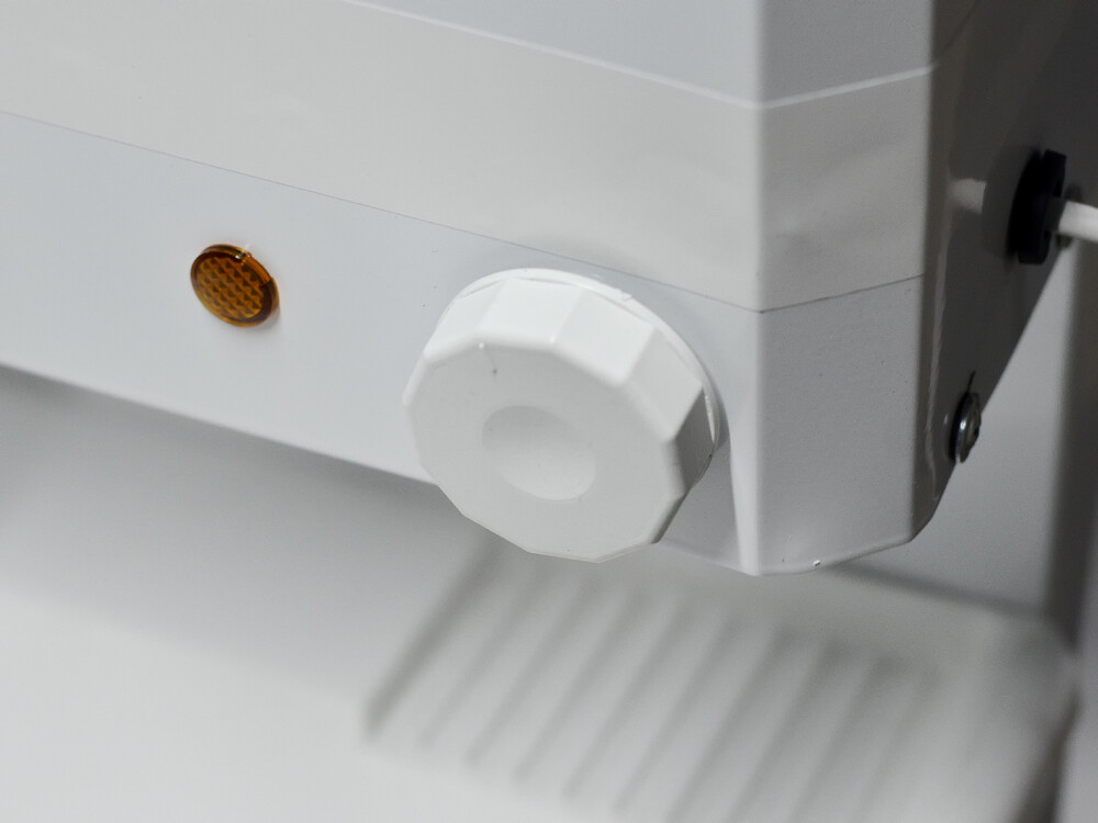 Умывальник "Весна" МИНИ с ЭВН (мойка Пластик 42*37, бак 11л) 1,25кВт белый