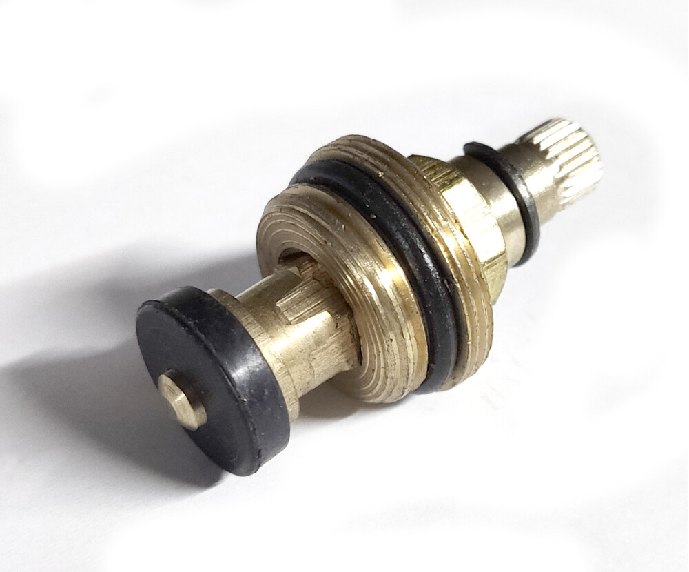 Кран-букса 1/2 " 8*24 рез./под крест/ АКЦИЯ!!! ЦЕНА СНИЖЕНА