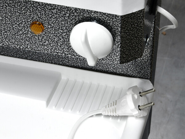 Умывальник "Весна" МИНИ с ЭВН (мойка Пластик 42*37, бак 11л) 1,25кВт серебро