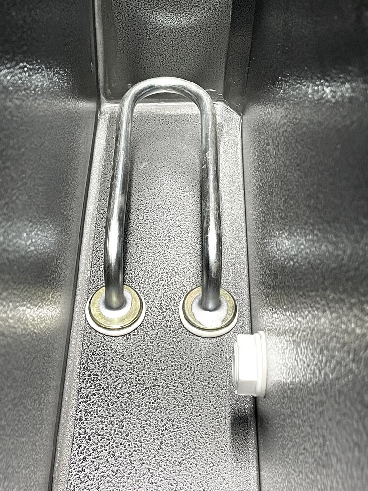 Умывальник "Весна" МИНИ с ЭВН (мойка Пластик 42*37, бак 11л) 1,25кВт серебро