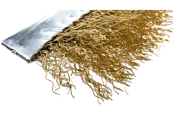 Щетка металлическая ручная ЛОМ, пластиковая рукоятка 2768012