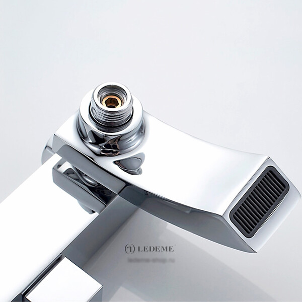2478 Душевая система LEDEME со смесителем и тропическим душем d-35