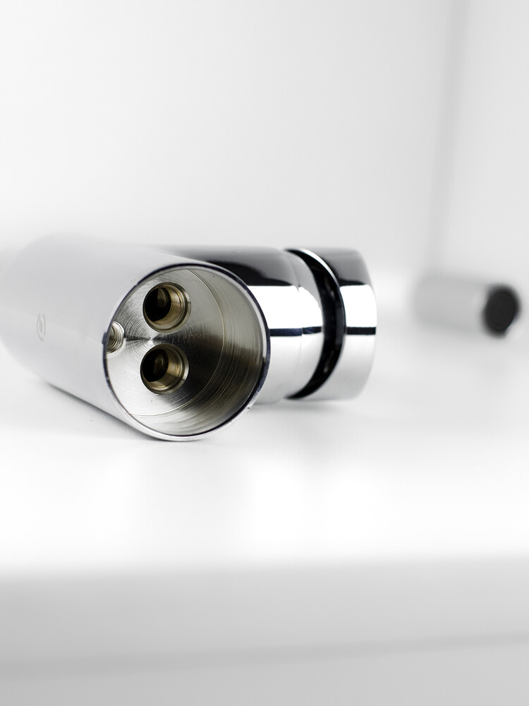 Смеситель Кухня SANTREK AQUA-1010 "PRESTIGE" (SAP-1010)  шар. d-35 с силиконовым изливом, Белый/Хром