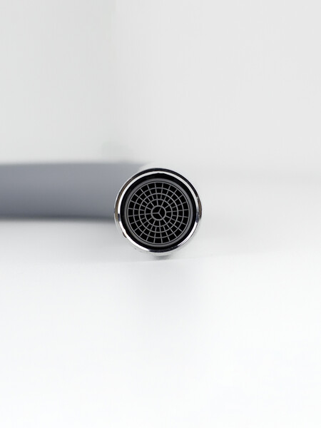 Смеситель Кухня SANTREK AQUA-1012 "PRESTIGE" (SAP-1012)  шар. d-35 с силиконовым изливом, Серый/Хром