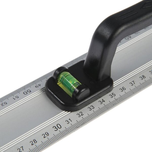 Линейка-уровень ТУНДРА, металлическая, пластиковая ручка, 2 глазка, 800 мм 1550251