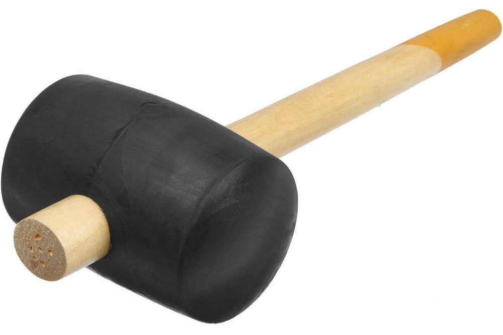 Киянка ТУНДРА, деревянная рукоятка, черная резина, 90 мм, 1100 г