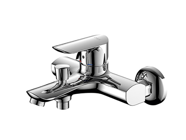 DA1033201 Смеситель для ванны, короткий излив