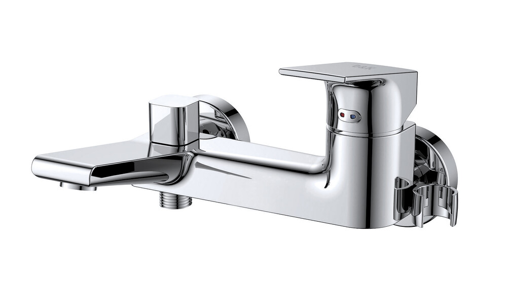 DA1293201 Смеситель д/ванны однорычажный, короткий излив