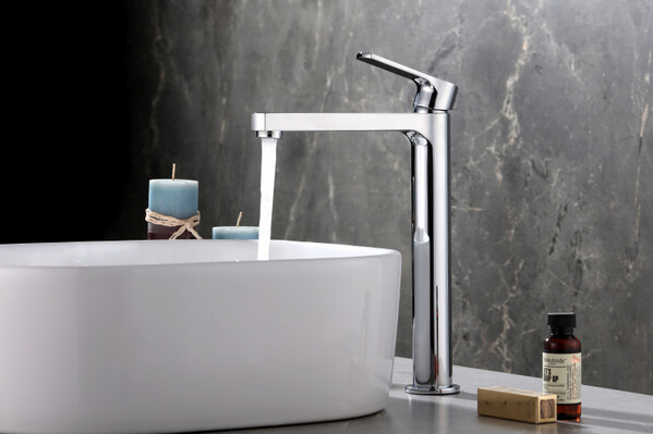 LM1509C plus Grace Смеситель для умывальника высокий, монолитный, хром LEMARK