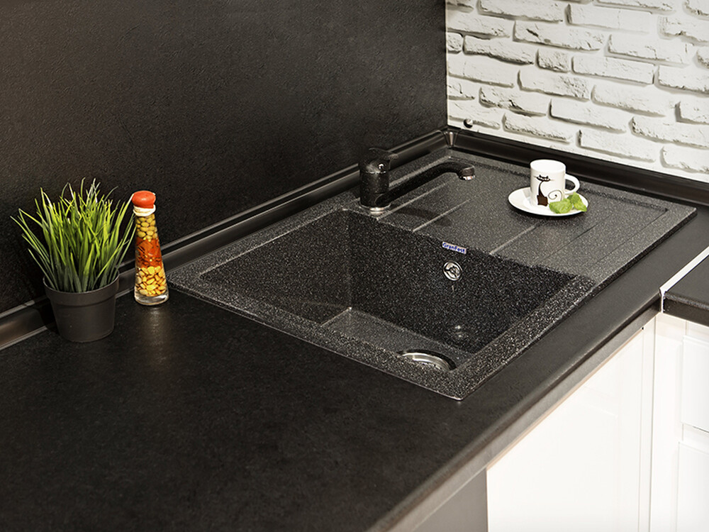 Мойка для кухни GranFest Композит QUADRO 780L чаша+крыло 770*495 мм (Q-780L черный)