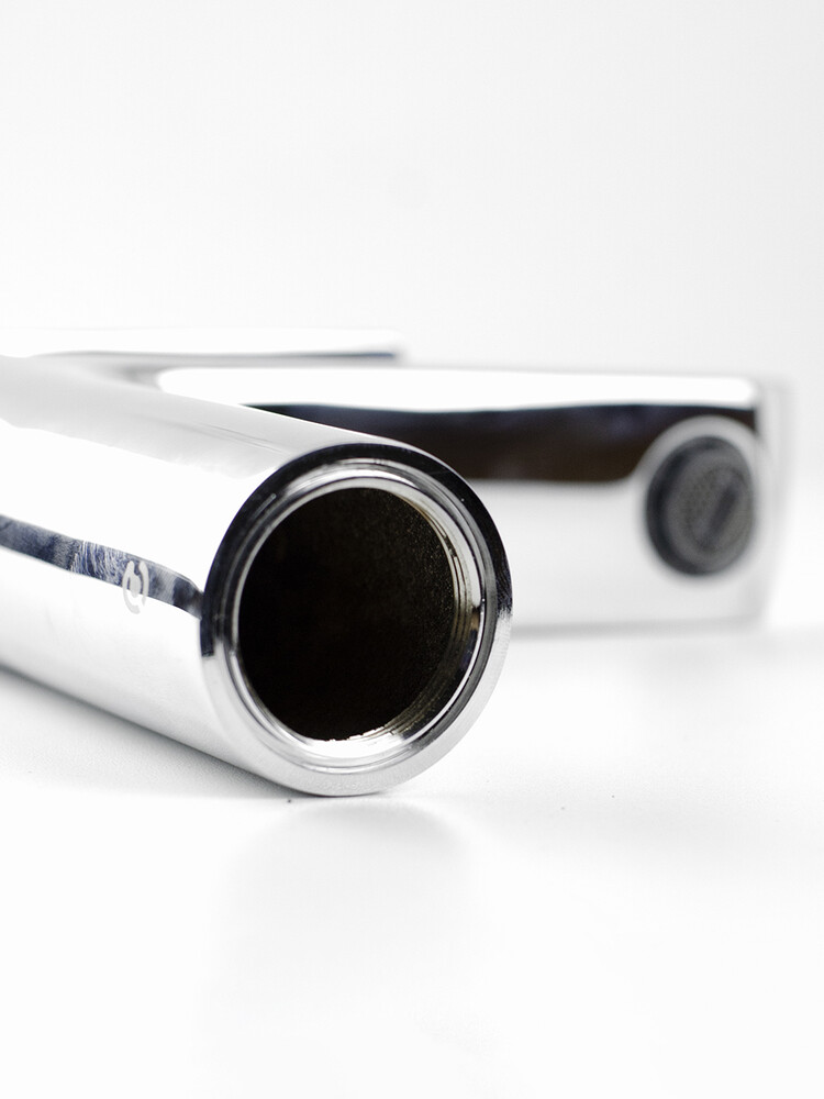 Смеситель Тюльпан SANTREK AQUA-1047 "PRESTIGE" (SAP-1047) шар. d-35 (хром)