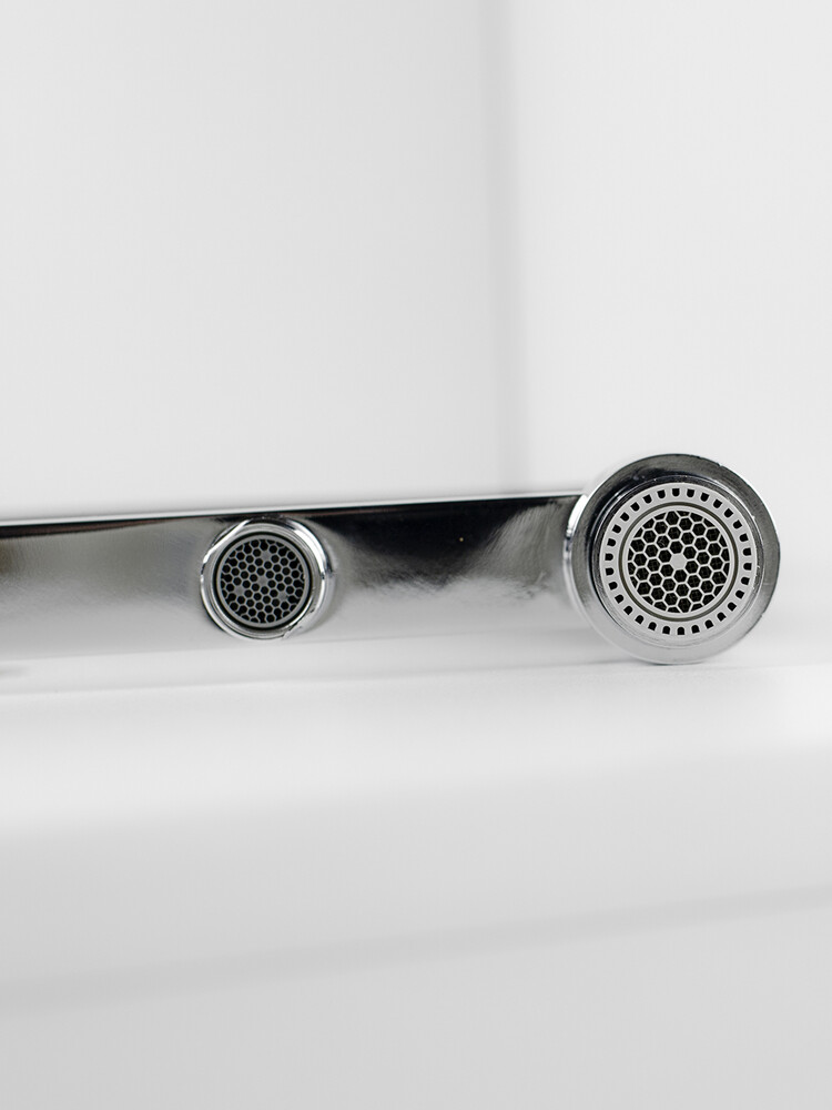 Смеситель Кухня SANTREK AQUA-1031 "PRESTIGE" (SAP-1031) шар. d-35 с гибким силиконовым изливом, с подключением фильтра питьевой воды (хром/черный)