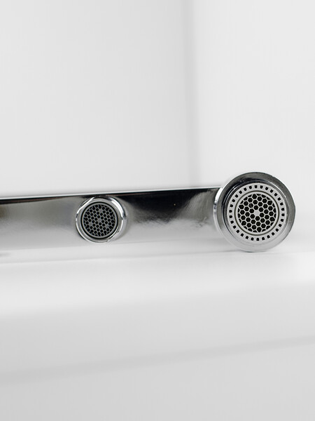 Смеситель Кухня SANTREK AQUA-1031 "PRESTIGE" (SAP-1031) шар. d-35 с гибким силиконовым изливом, с подключением фильтра питьевой воды (хром/черный)