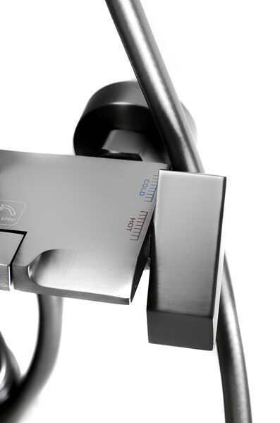 Душевая система SANTREK AQUA-1305 PRESTIGE (SAP-1305)  шар. d-28 с верхним душем, смесителем, гигиен лейкой (оруж сталь)