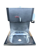 Умывальник навесной с ЭВН (нерж. мойка 40*50,V-бака 17л.) 1,25кВт СЕРЕБРО, кран силумин (2 места)