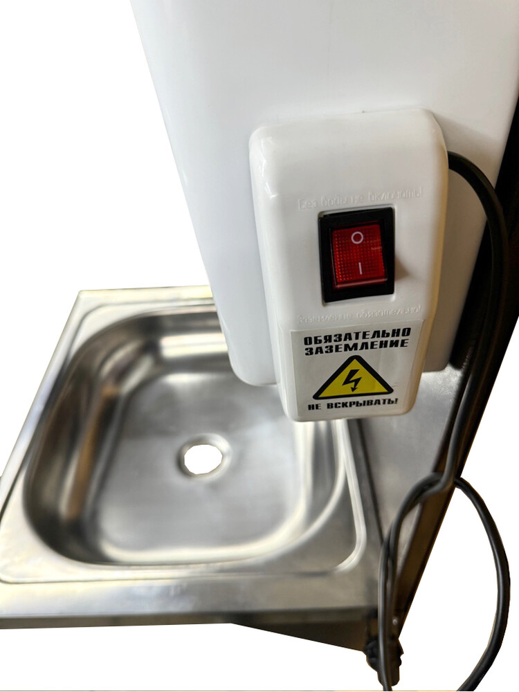 Умывальник навесной Водолей с ЭВН ПЛАСТ. БАЧОК (нерж. мойка 40*50,V-бака 17л.) 1,25кВт МЕДЬ, кран пластик (2 места)