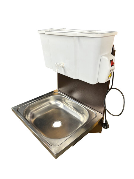 Умывальник навесной Водолей с ЭВН ПЛАСТ. БАЧОК (нерж. мойка 40*50,V-бака 17л.) 1,25кВт МЕДЬ, кран пластик (2 места)