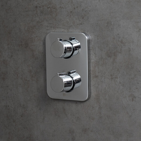 LM7847C YETI Смеситель термостатический для ванны и душа встраиваемый с 2-функц. дивертором, без аксессуаров, хром	LEMARK