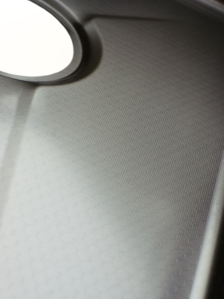 Мойка нерж врезная 750х450х220 т 3,0 ЧЕРНАЯ HB7545FB-W1+6 (+ сифон) SANTREK AQUA + Подарок (4 клав, колл-р, фруктов, доска, 2 смес, ополаск., дозатор)