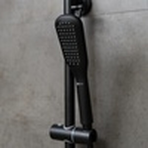 LM7270BL Ursus Смеситель для душа термостат. с верх. душ. лейкой "Тропический дождь", 3-ф. лейкой, черный LEMARK