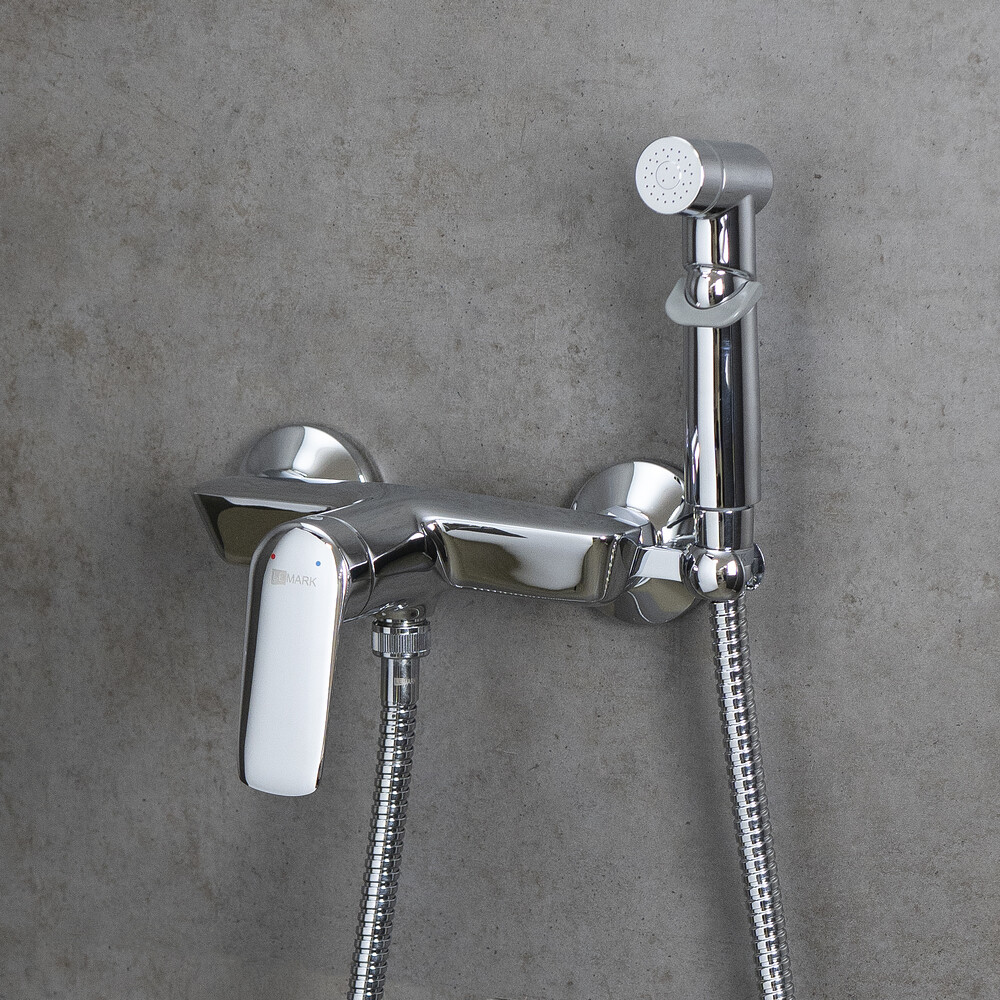 LM11418C Verba Смеситель настенный с гигиеническим душем, хром LEMARK								