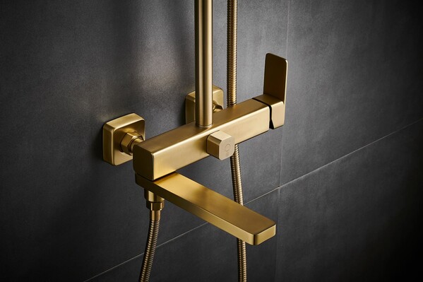 FS8745-22C (Душевая стойка Fmark FS8745-22C)