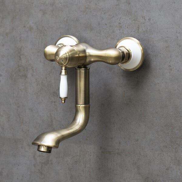 LM4811B Villa Смеситель для кухни/умывальника, настенный, бронза LEMARK	