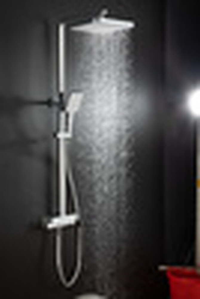 2490 Душевая система Frap со смесителем и тропическим душем (хром)