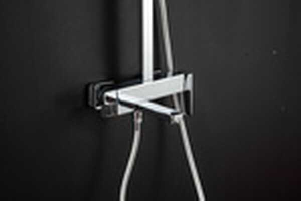 2490 Душевая система Frap со смесителем и тропическим душем (хром)