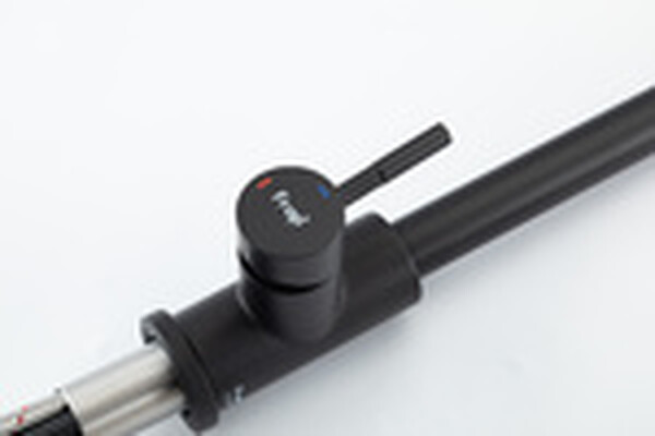 60991-6 Смеситель Кухня Frap d-35 с выдвижной лейкой (черный)