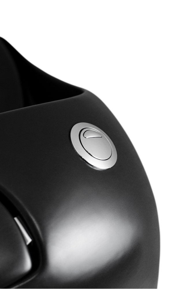 Унитаз-моноблок безободковый HOLLER FUTURE_ MB (690*460*660мм, сиденье дюропласт с микролифтом, арматура 2-х режимная)  (1 место) черный матовый