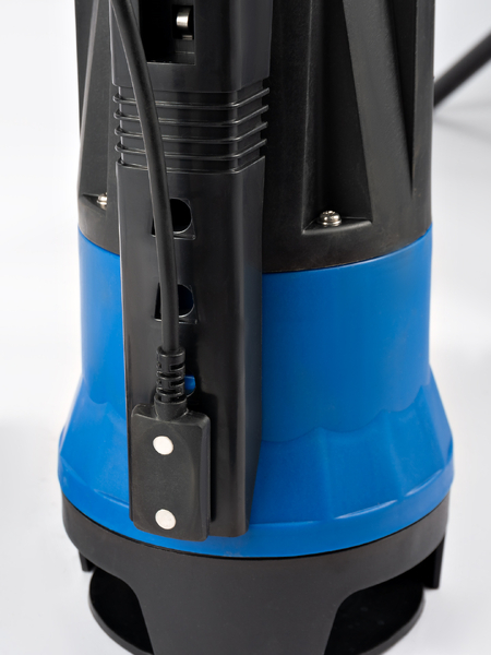 Насос погруж. дренаж. OMEGA 550 SENSOR (0,55 кВт,произ.10980 л/ч.,выс под. 7 м.,пропуск.частиц 35 мм., сенсорный поплавок)