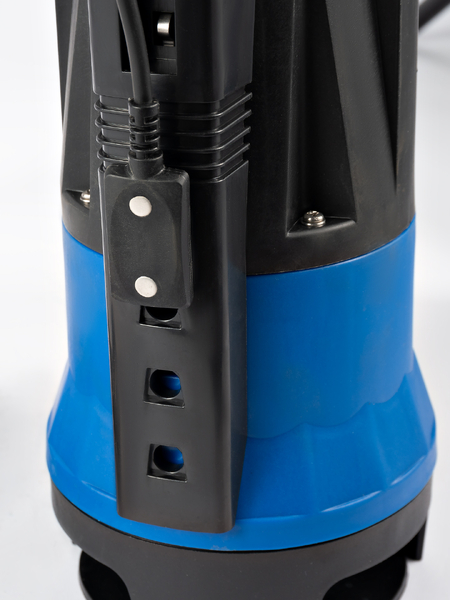 Насос погруж. дренаж. OMEGA 550 SENSOR (0,55 кВт,произ.10980 л/ч.,выс под. 7 м.,пропуск.частиц 35 мм., сенсорный поплавок)