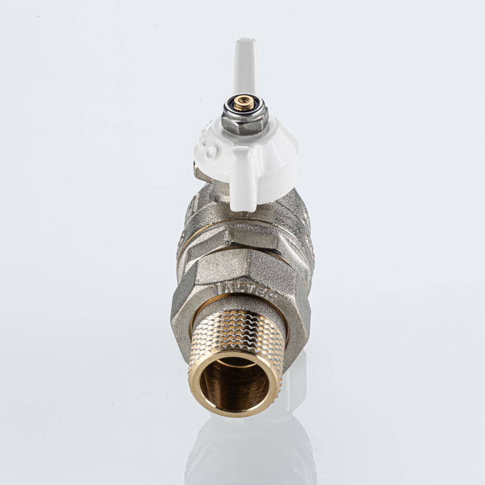 Кран вода VALTEC BASE-ГОСТ 3/4" г/ш баб американка угловой (бел. руч.) VT.228S.NW.05